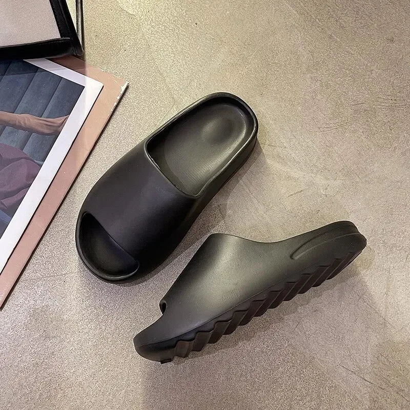 Summer Men Slippers Thick Bottom Fashion Style Platform Bathroom Slides NonSlip Trend Designer Shoes Female Flip Flops